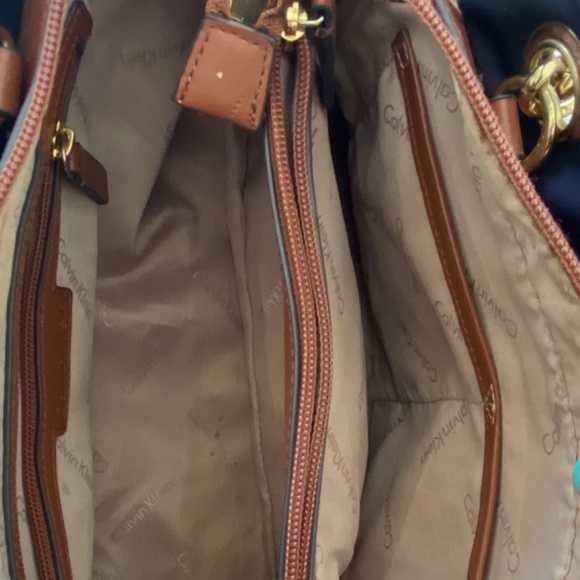 Calvin Klein - Picture 8 of 10